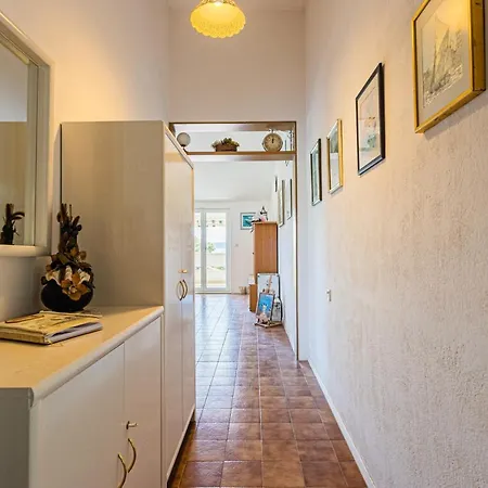 Ana Zivogosce-apartment4 *