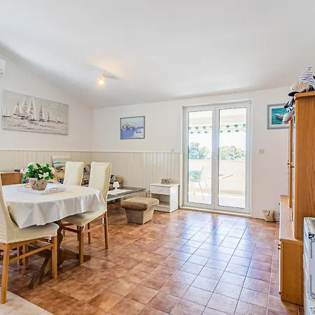 Ana Zivogosce-apartment4 Apartmán Živogošće