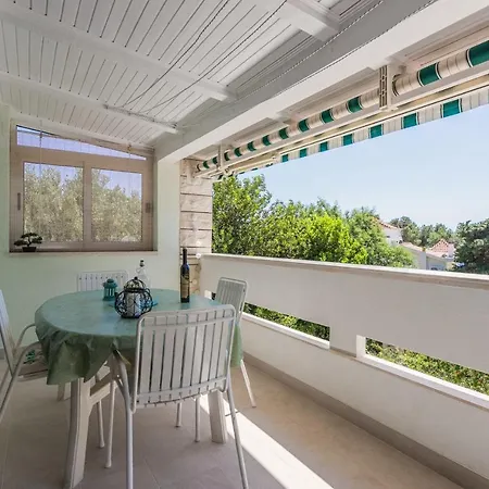 Ana Zivogosce-apartment4 Apartmán Živogošće