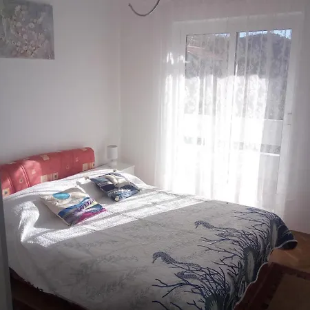 Apartmán Ana Zivogosce-apartment4